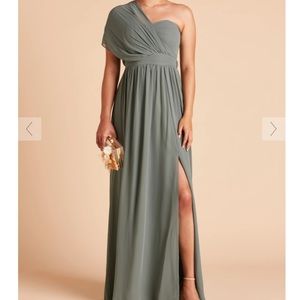convertible maxi dress size medium in sage